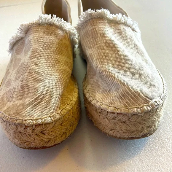 Splendid Giraffe Print Espadrilles Size 8 1/2 - Picture 3 of 7
